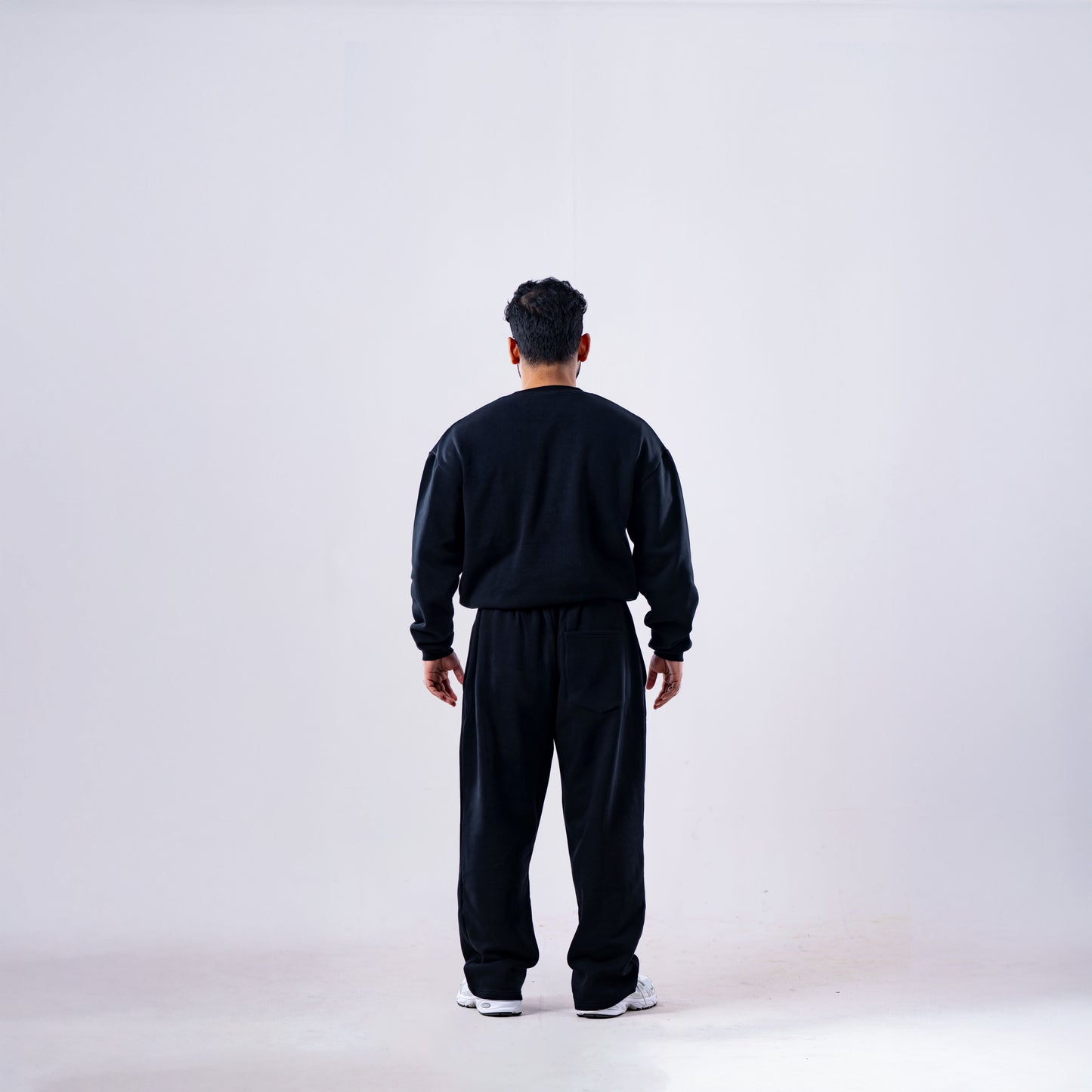 Black Essentials Sweatshirt