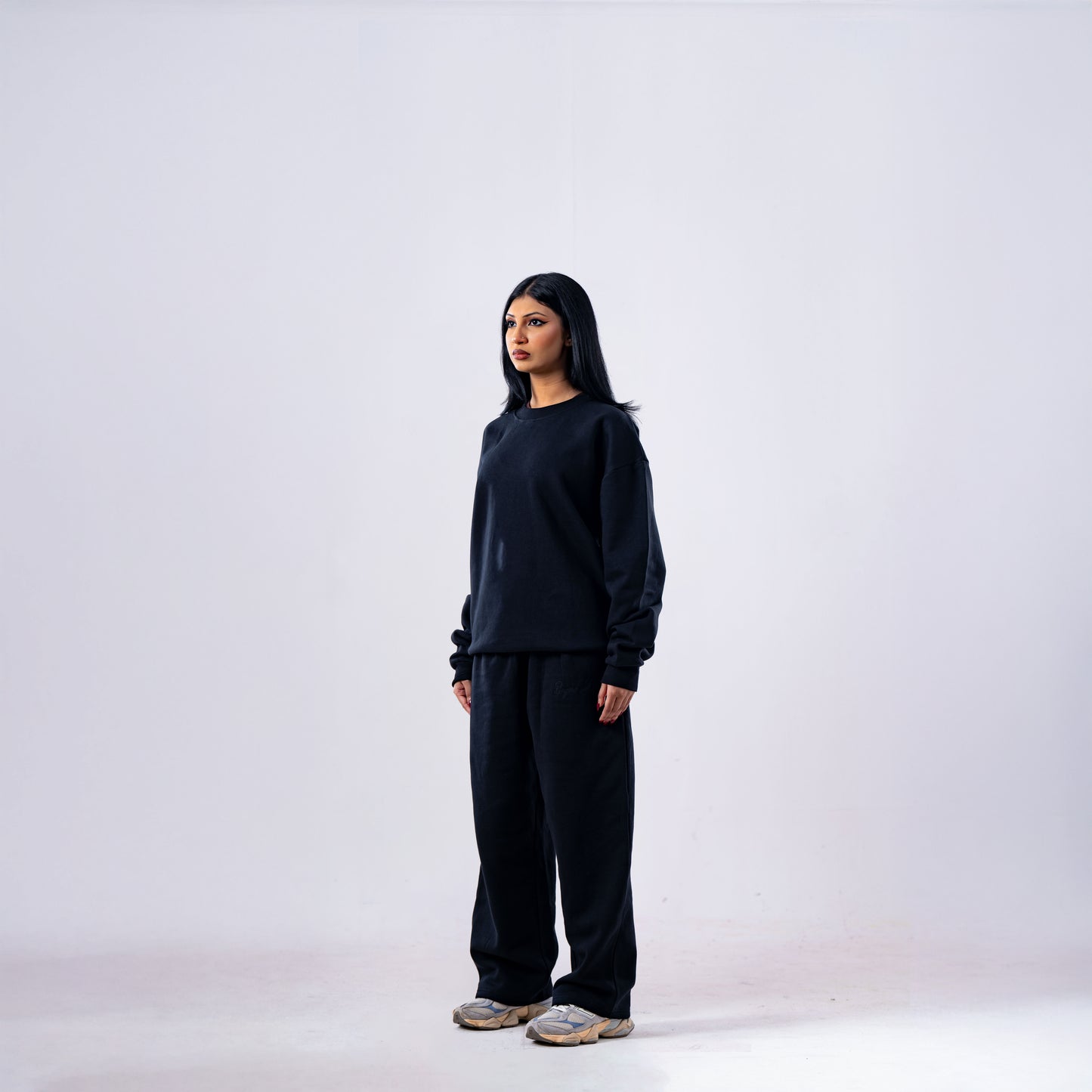 Black Essentials Sweatshirt