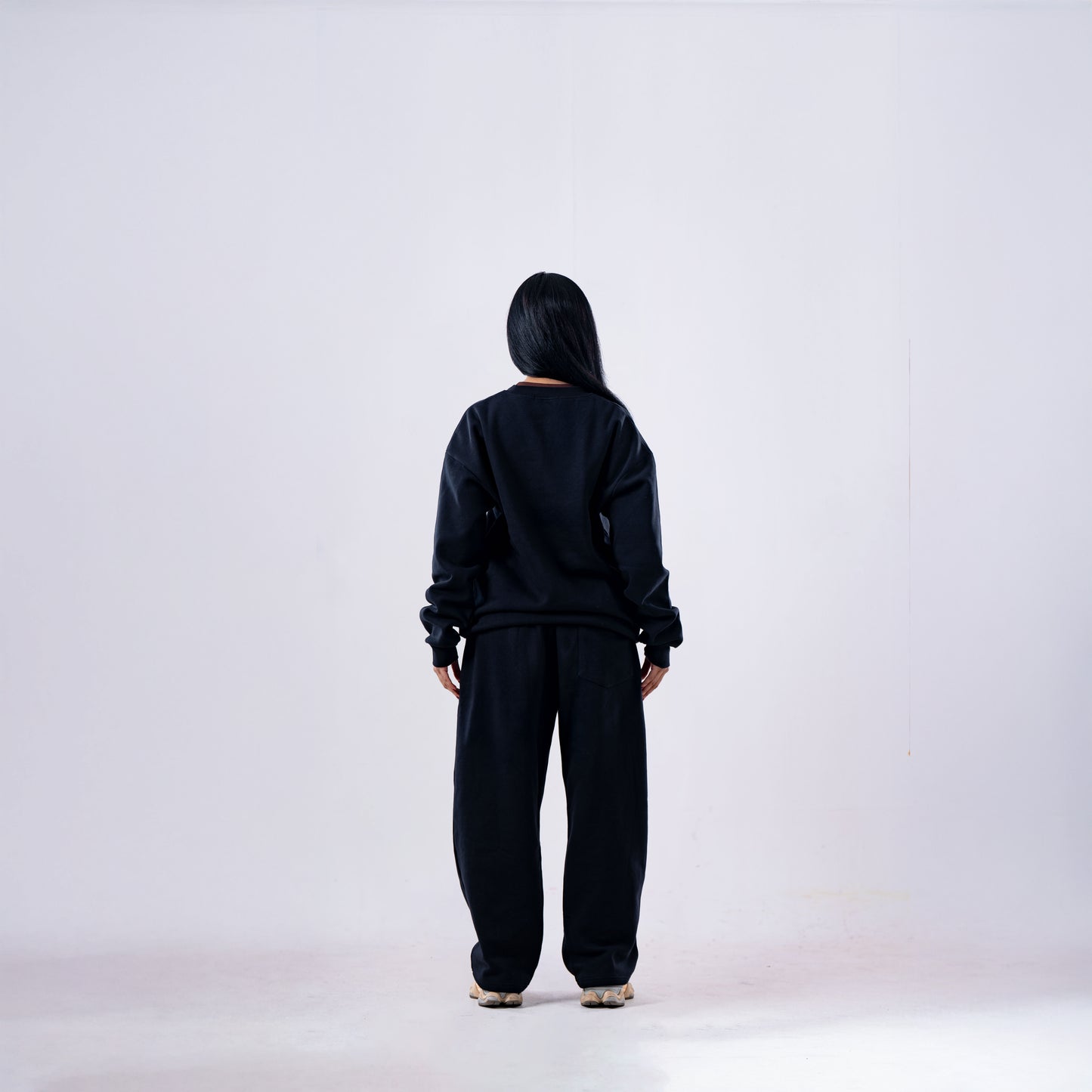 Black Essentials Sweatshirt